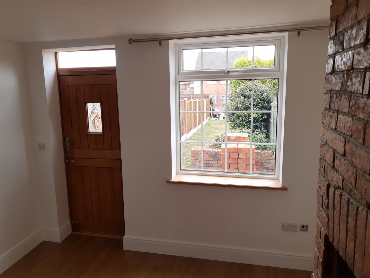 Lounge rear door Lounge rear door